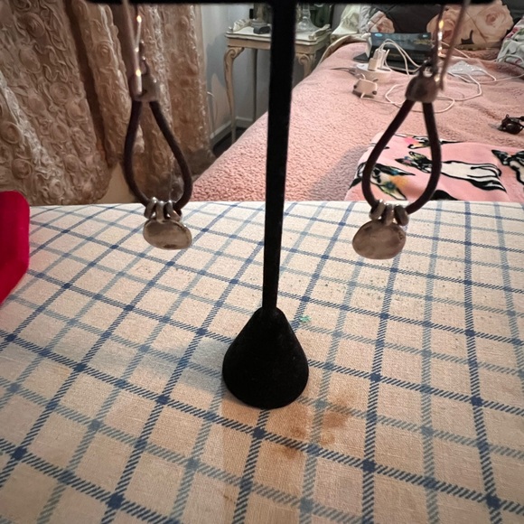 Silpada SS & Leather Necklace ,Bracelet, earrings set - Picture 5 of 8